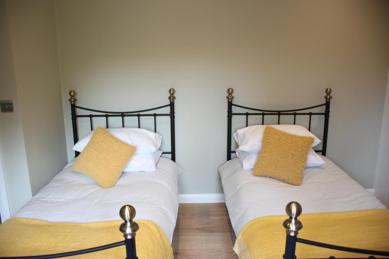 Wonderfully Spacious Luxury Holiday Cottage Billingshurst Esterno foto
