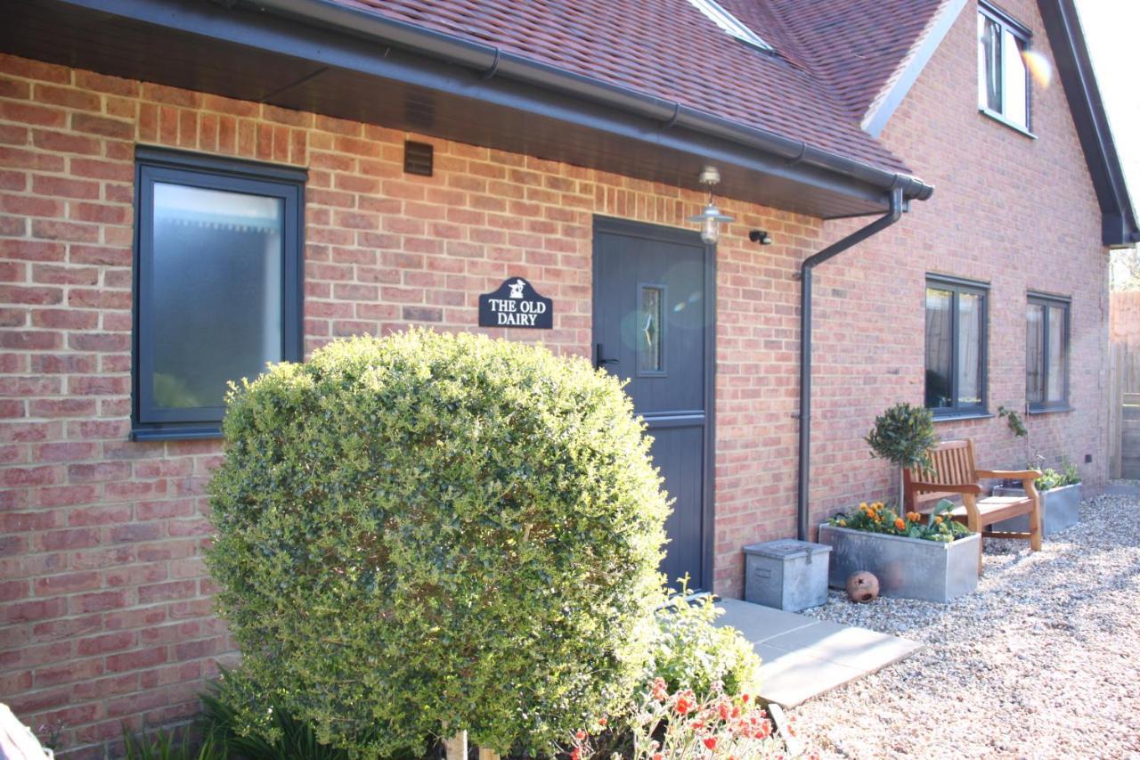 Wonderfully Spacious Luxury Holiday Cottage Billingshurst Esterno foto